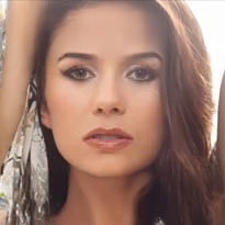 A close up of a woman