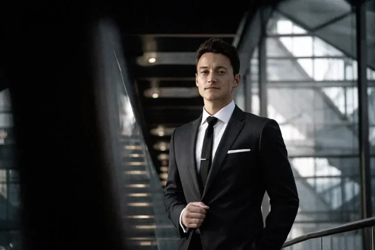 Headshot outdoor outdoor EyeMedia Studios